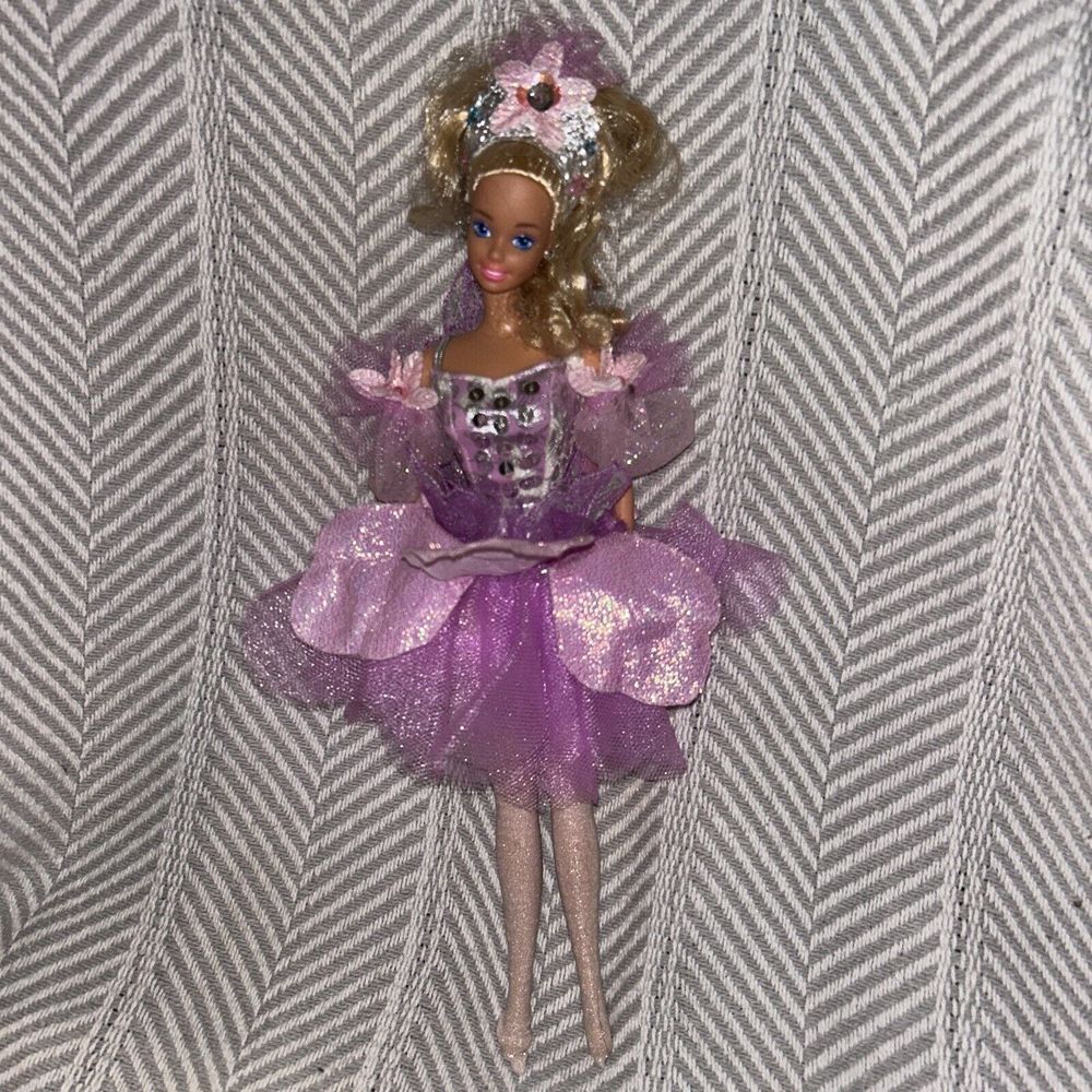 Nutcracker Barbie Doll 1991 Vintage Mattel With Dress & Crown E2